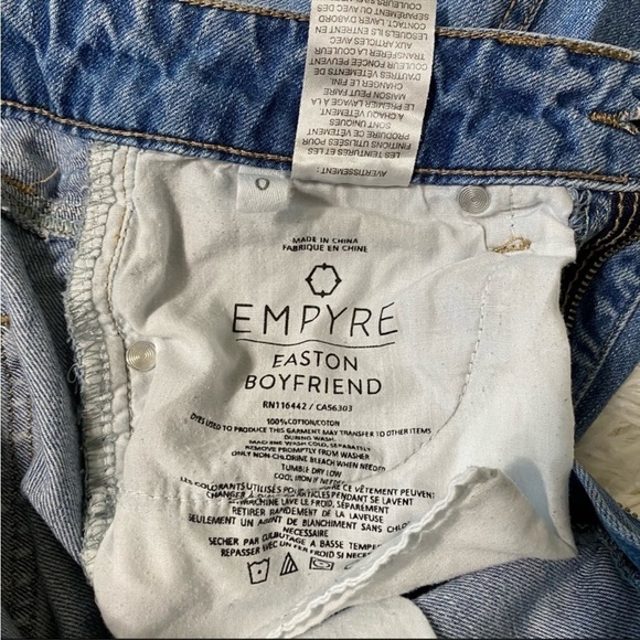 Empyre Easton boyfriend distressed ripped jeans size 0 relaxed low rise - Picture 11 of 12